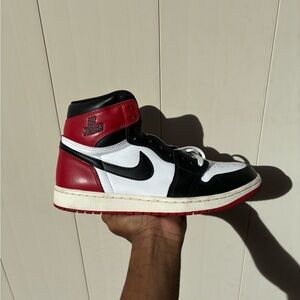 Jordan Men's Black, White, and Red Sneakers